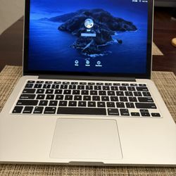 MacBook Pro 13 Inch 2012 No Scratches