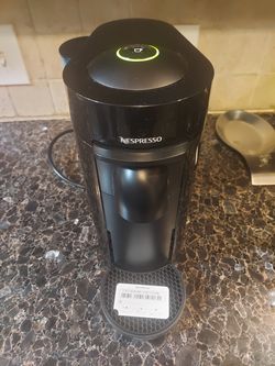 Nespresso Vertuo Coffee and Espresso Maker by DeLonghi, Black - LIKE NEW