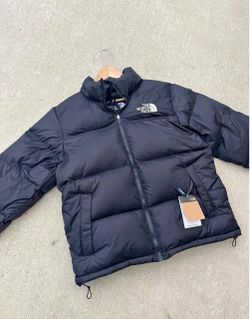Black North Face Puffer 700 Style