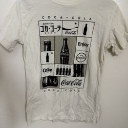 Vintage-Style Coca-Cola Graphic Tee (XS)