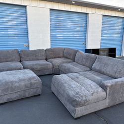 Cloud Sectional W Ottoman 