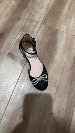 Size 13 $4.00