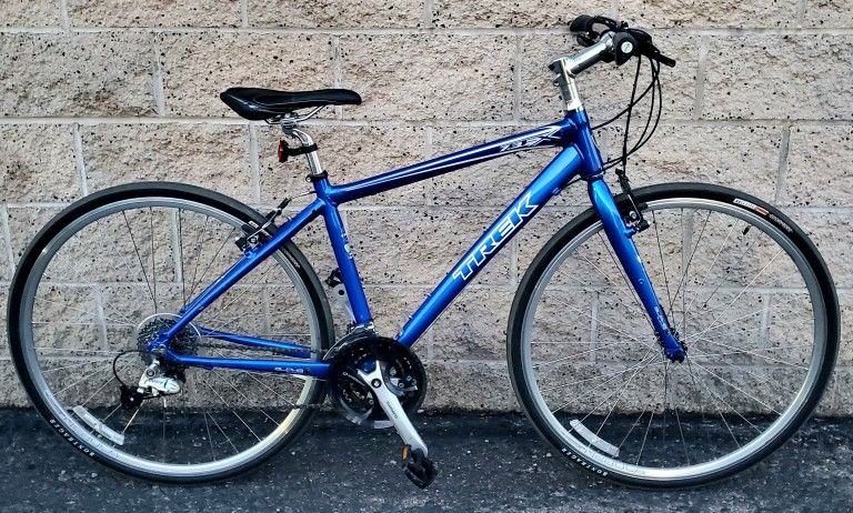 Trek Hybrid Road Bike  - Medium - Great Condition 