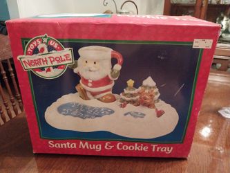 Toys R Us Santa and Mug Plate
