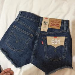 Levi’s Shorts 