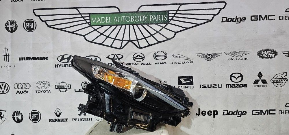 2019-2023 MAZDA 3 LED HEADLIGHT RIGHT PASSENGER SIDE OEM 