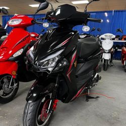150cc Flash Scooter Moped . High Quality . Top Of The Lund 