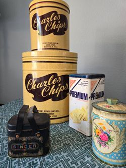 Collection of 5 Vinatage Tins