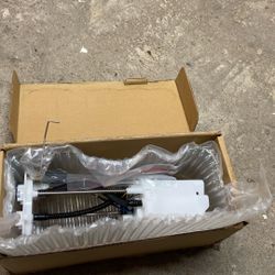 Fuel Pump Module Assembly for 2005-2009 Toyota 4Runner V6 4.0L & 2005 V6 4.7L (Aug/2004 - Nov/2004)