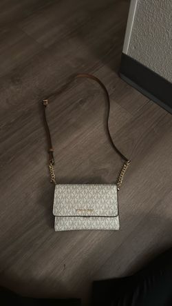 Small micheal kors bag