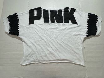 Pre Owned Good Last Photo Print Crack When Stretched  Victoria’s Secret PINK  Crop T Shirt  Mesh Sleeves Printed White Black  Women Size Medium