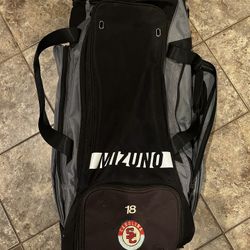 Wheeled Mizuno Samurai Catchers Bag