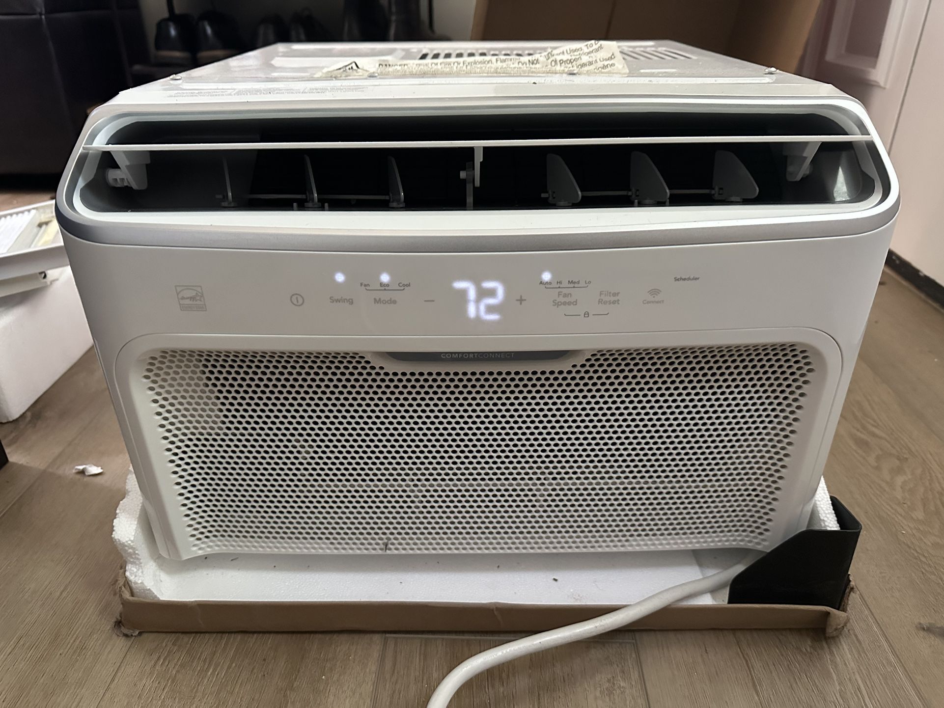 Frigidaire 10,000 BTU Air Conditioner