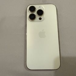 iPhone 14 Impecable ,  liberado, listo para utilizar