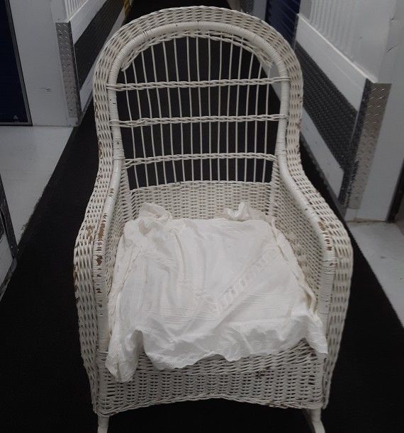 Wicker Vintage Rocking Chair - White