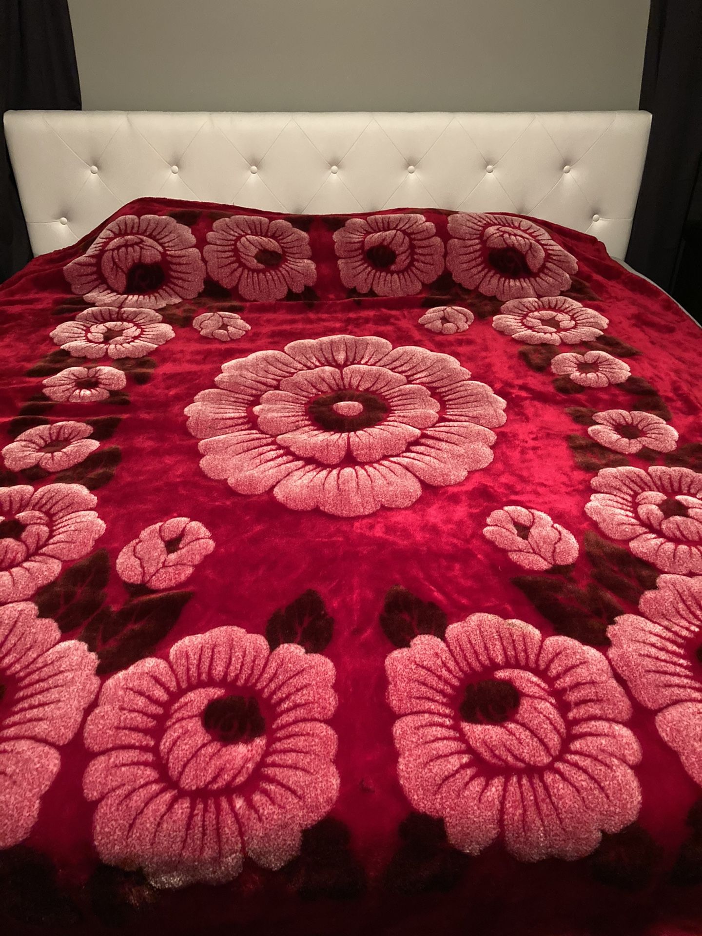 Reversible very thick warm blanket Queen size