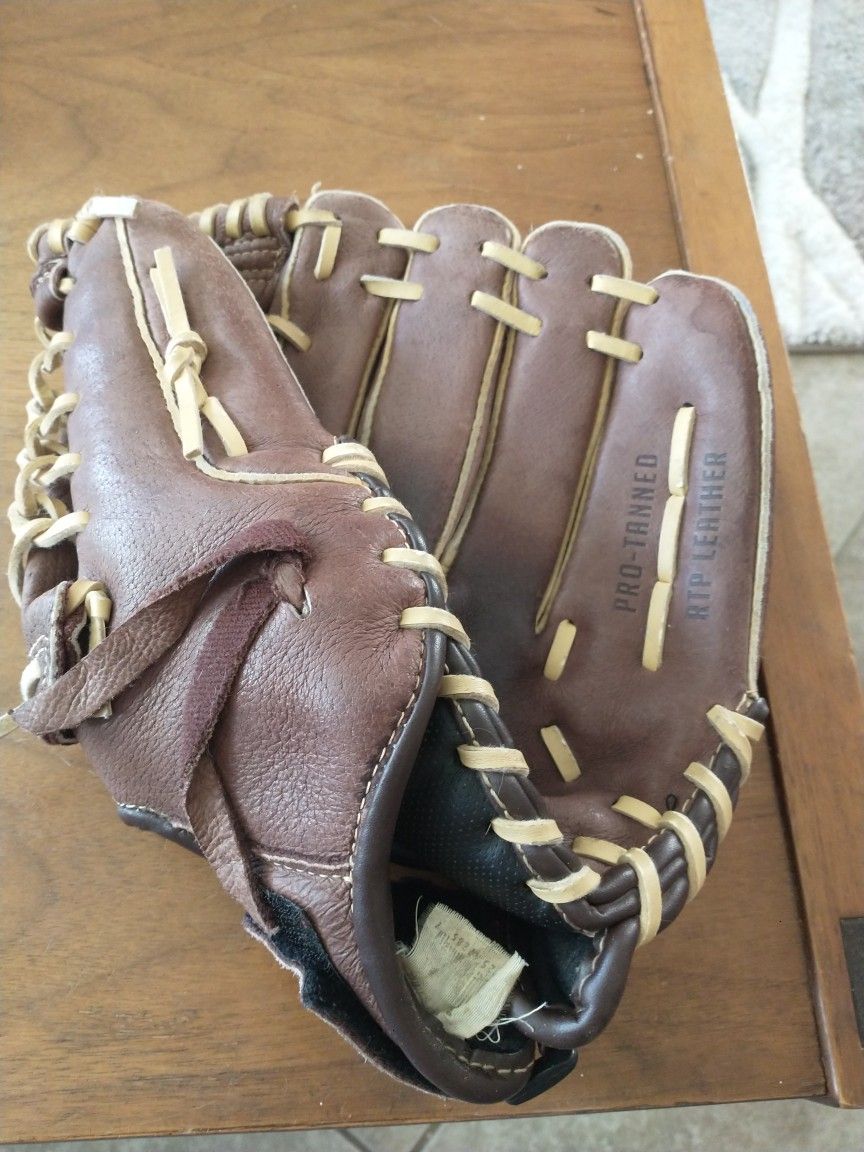 Franklin RTP pro series /pro-tanned/RTP leather 12" baseball glove