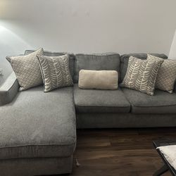 Couch (NEED GONE!) WILL NEGOTIATE! PLEASE TAKE!! URGENT!!