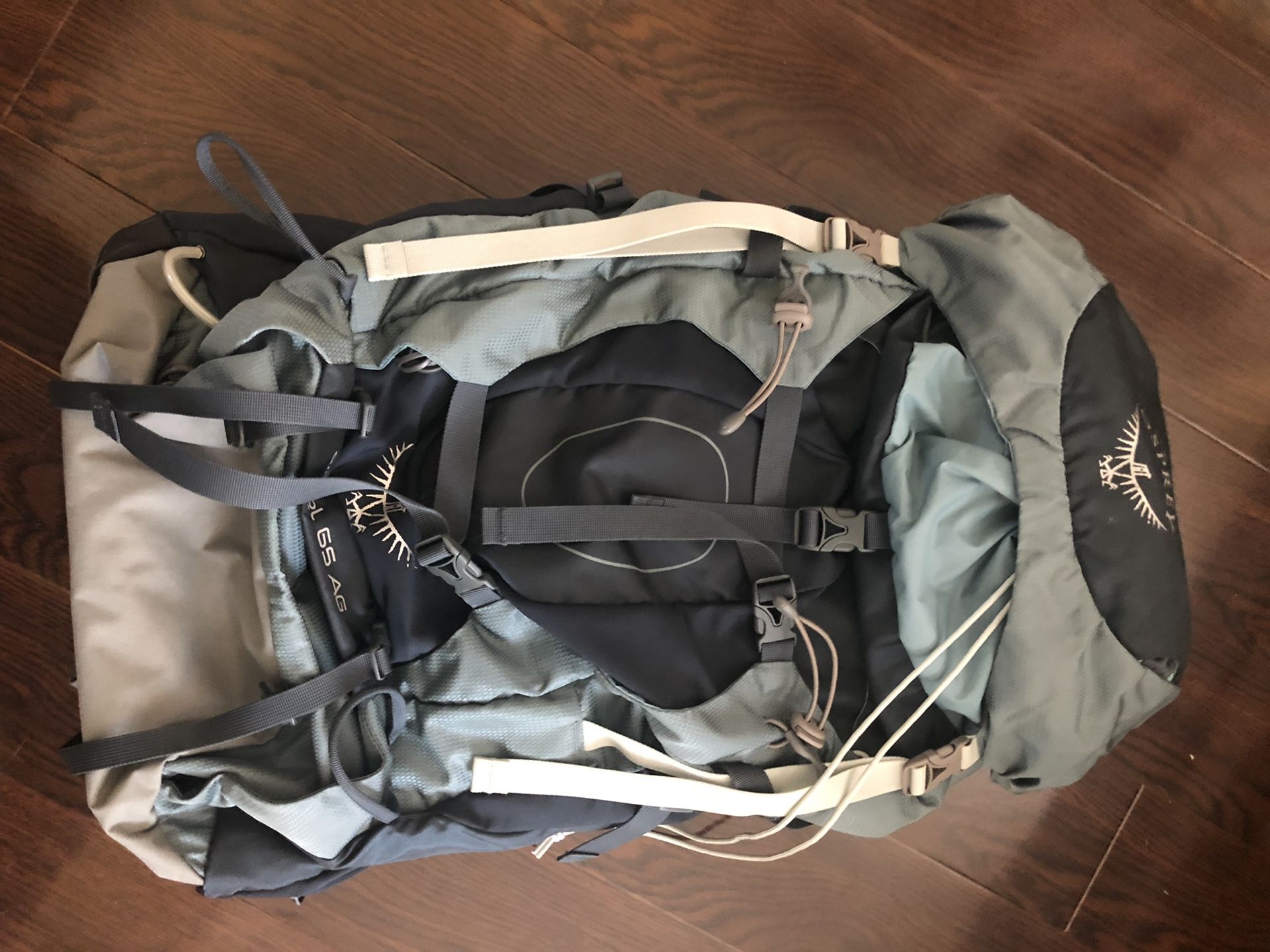 Osprey Ariel 65 AG