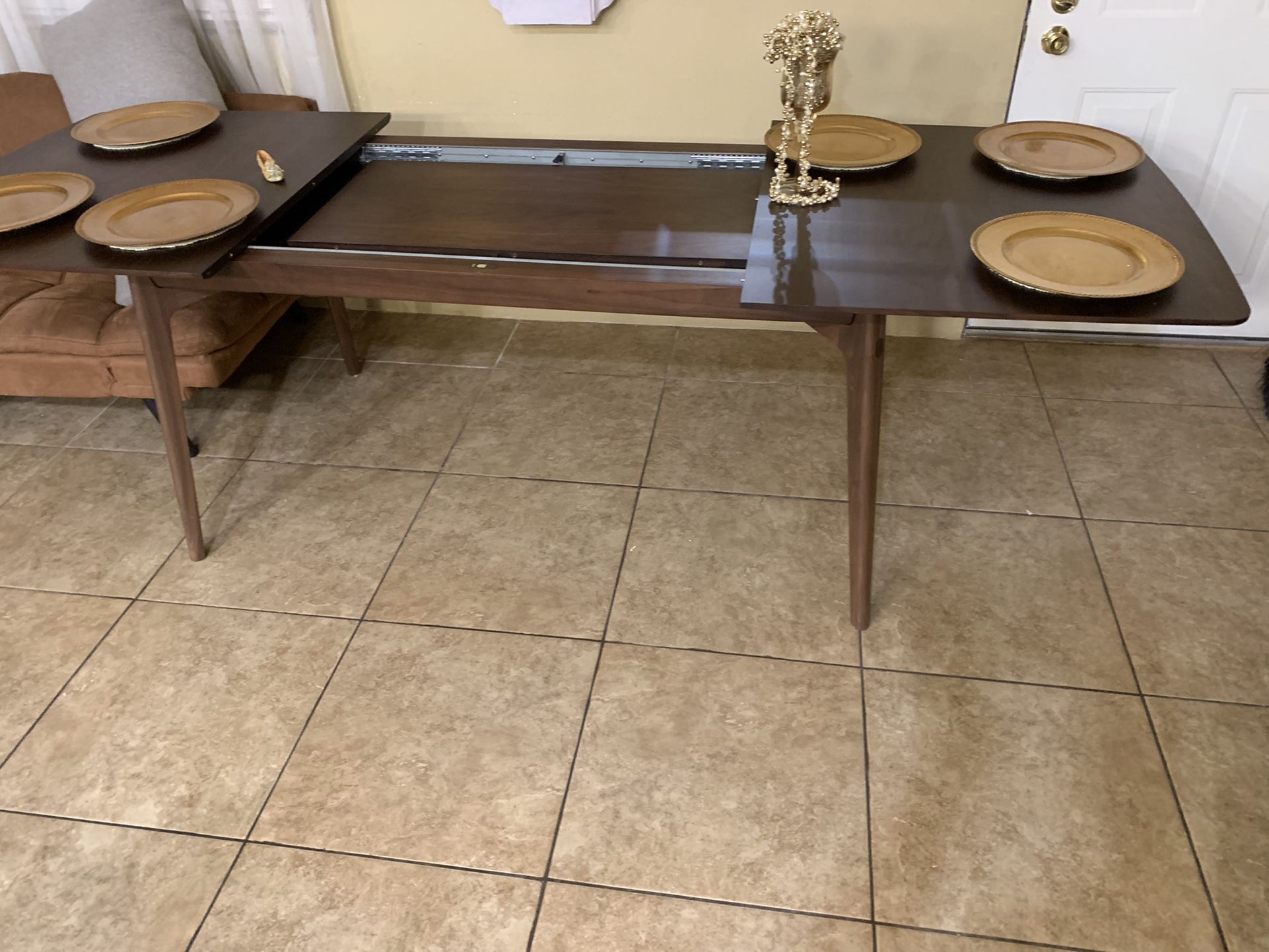 Dinner Table