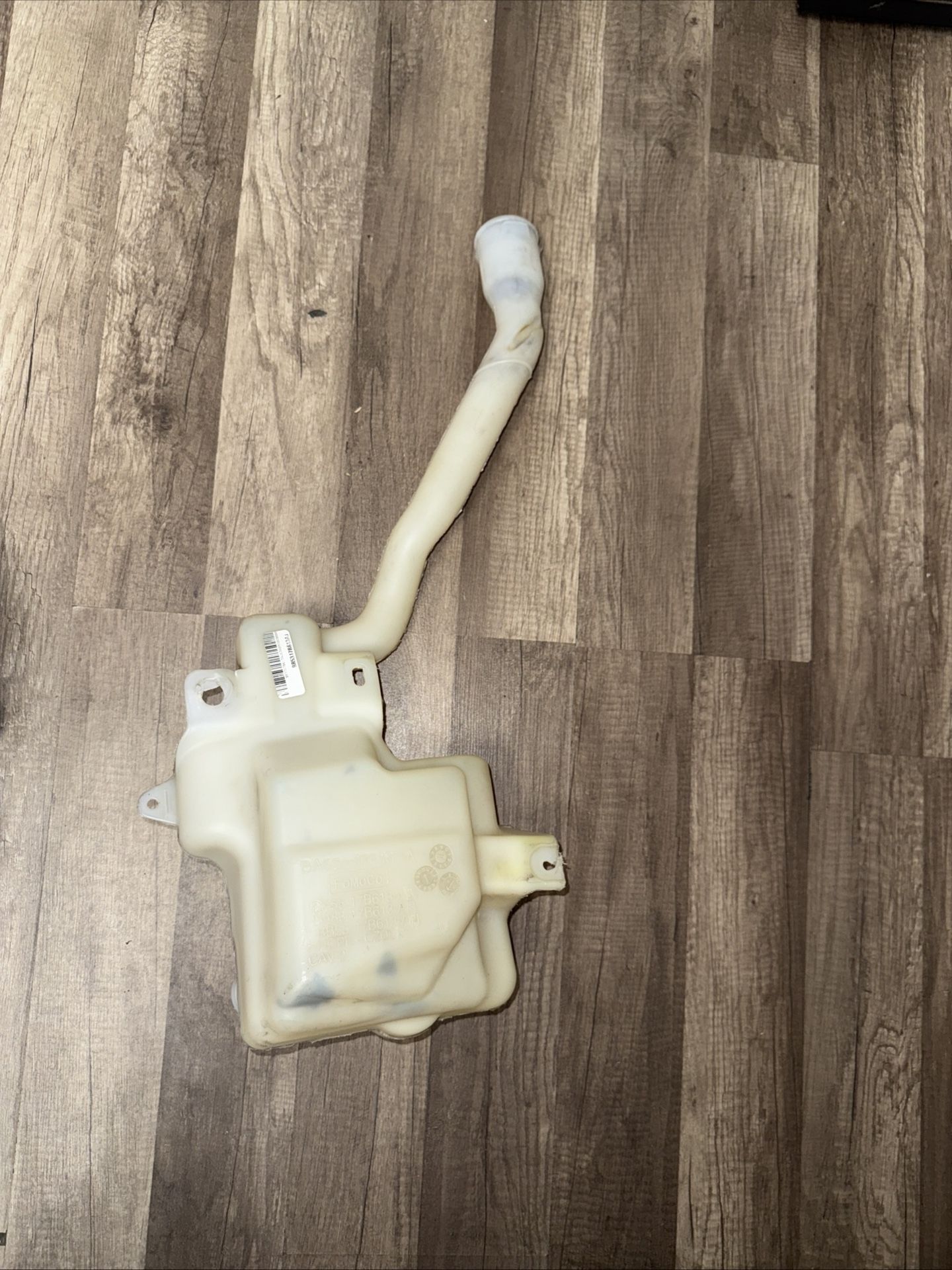 OEM 2011-2015 Ford Explorer Windshield Washer Fluid Reservoir BA53-17618-A ✅