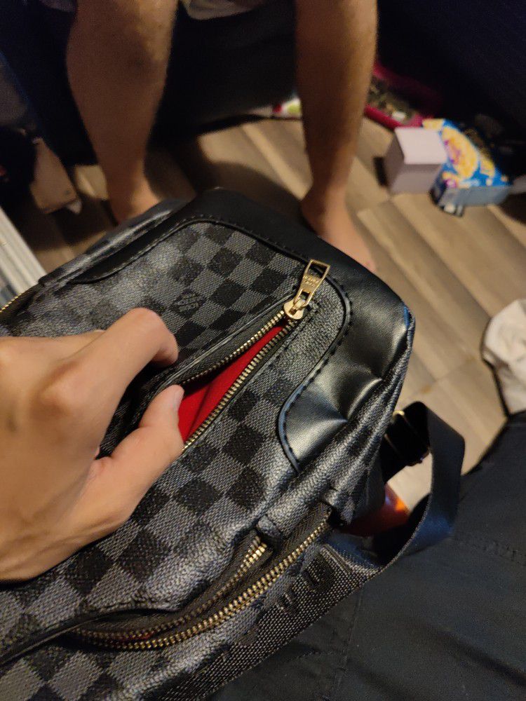 LV Monogram Fanny Pack Bum Bag for Sale in Queens, NY - OfferUp