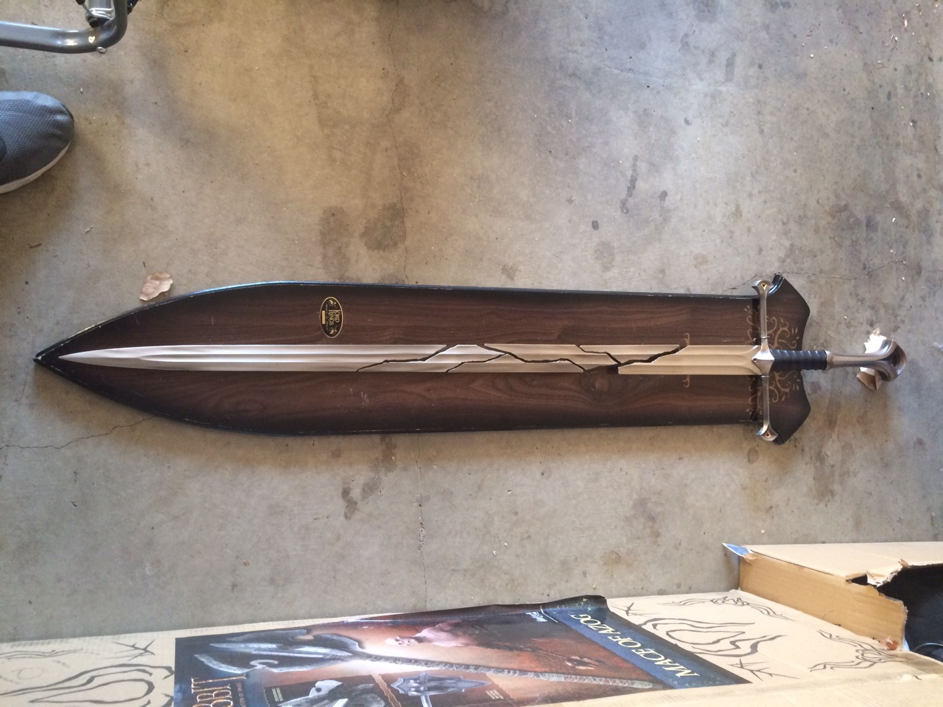 Lord Of The Rings shards of narsil