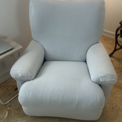 OverSized Lazy Boy Recliner 