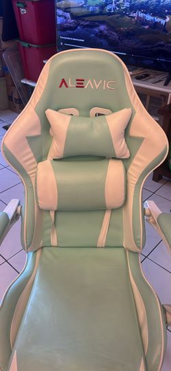 Mint/White Gaming Chair