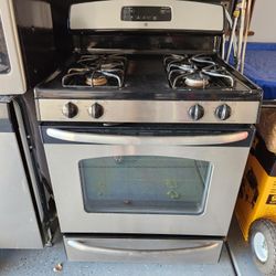 GE Stove, Dishe Washer, and Micowave