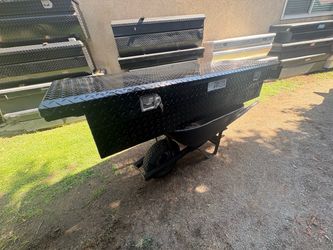 Low profile for full size truck