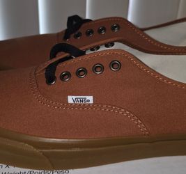 Vans Custom Authentic. 
Brown with Gum Soles 
Men's size 13 Wide
 *BRAND NEW* 
*NO BOX*