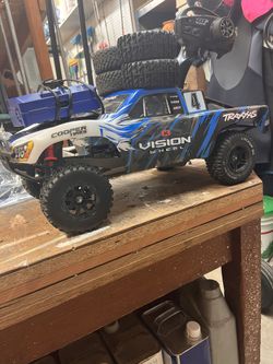 4x4 Brushless Slash