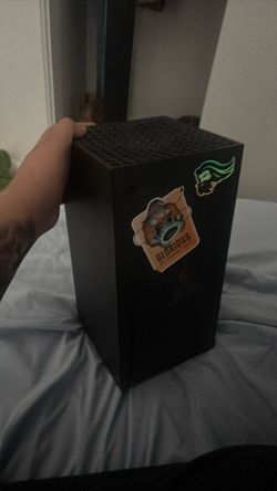 Xbox series x [NO power cord]