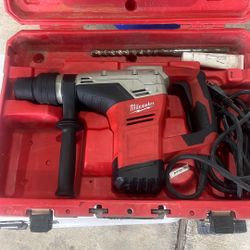 Milwaukee Rotary Hammer 