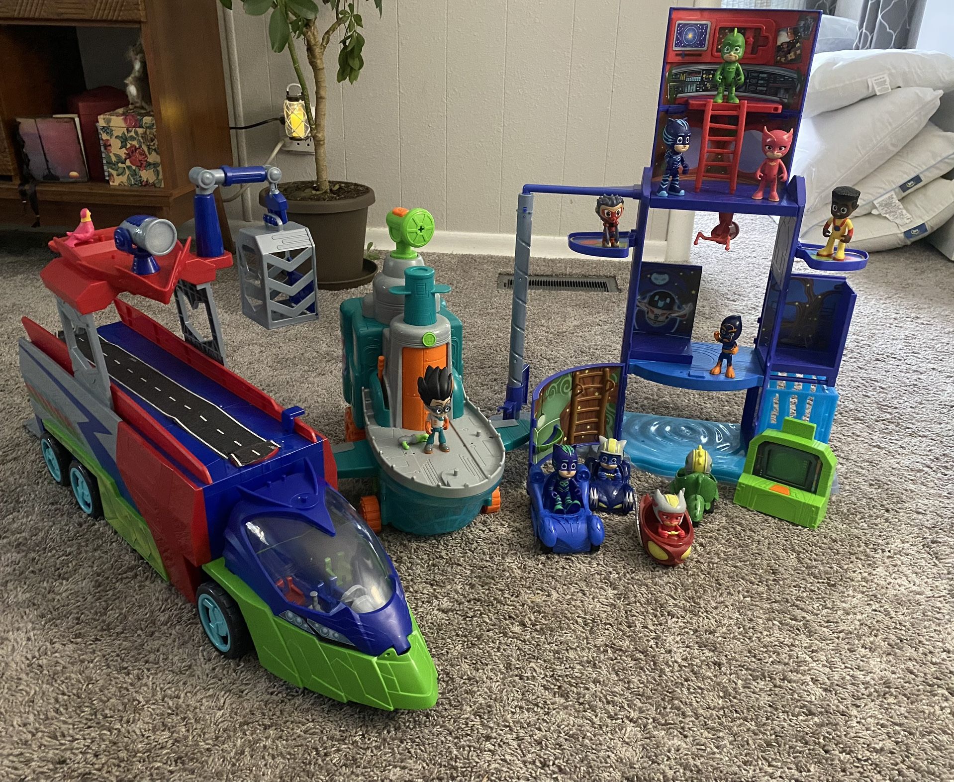 Set Of PJ Masks Toys