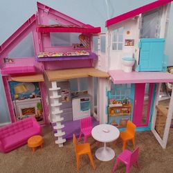 Barbie Malibu House Dollhouse Playset 