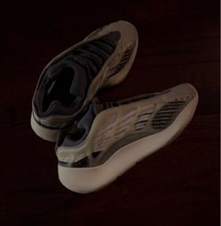 Yeezys 700