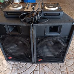 Pair Of 15 Inch And Numark Dualcdusb Mixdeck Controller