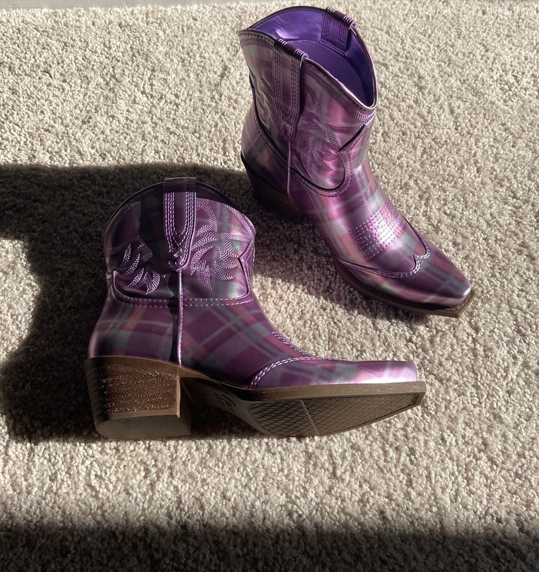 Circus by Sam Edelman cowboy boots. 7.5