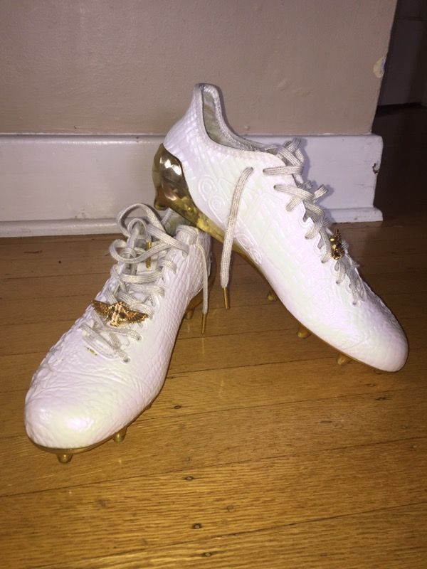 Size 10 adizero 5 star 6.0 snoop football cleats bottoms
