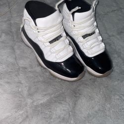 Jordan 11s