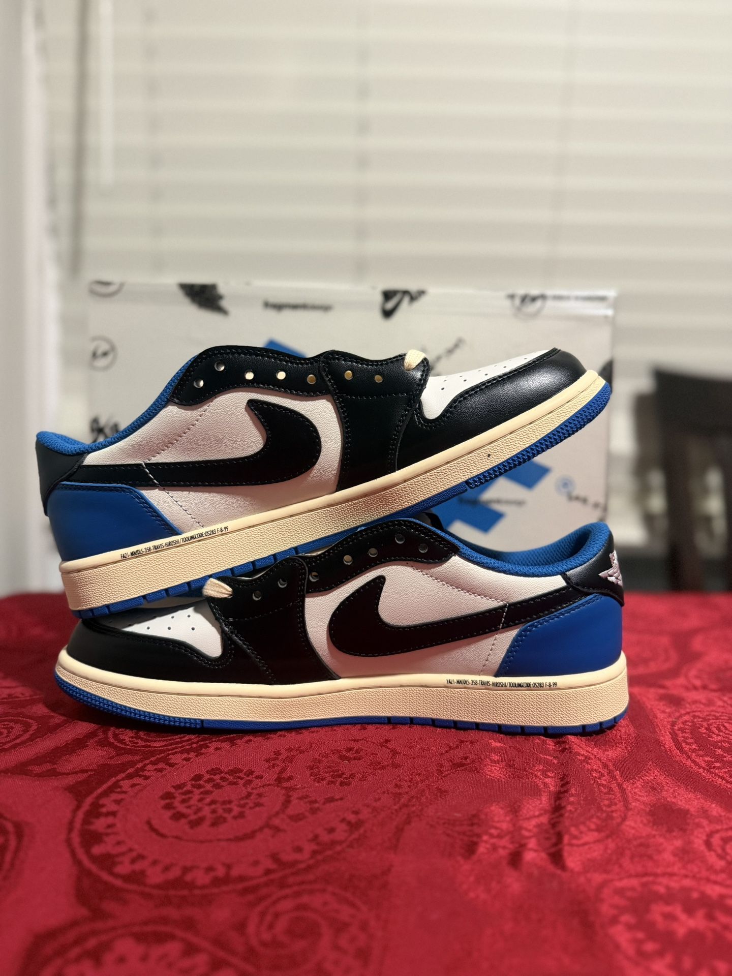 Bomb Ahh Pair Of Travis Scott Nike Collabsss