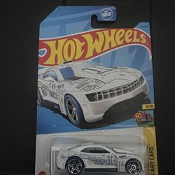 Hot Wheels HW Art 4/10 (2021) White Custom '11 Camaro Toy Car 36/250