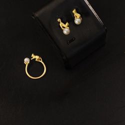 Kitty Cat Ring Stud Earrings Set Gold Toned Pearl Beads