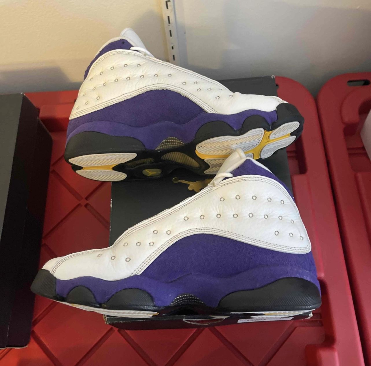 Air Jordan 13 Retro “Lakers” Size 6Y (Used)