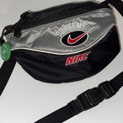 X Nike Shoulder Bag for in Woodburn, OR -