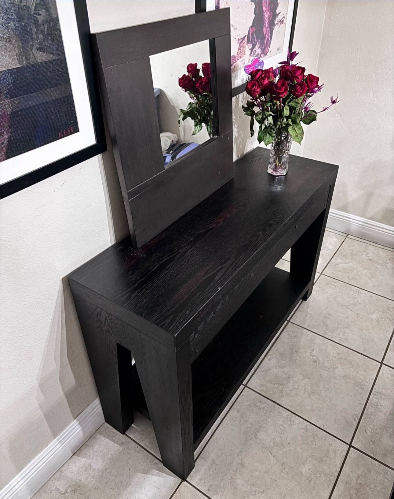 Solid Wood Foyer Table With 3 Drawers & Mirror