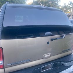 Chevrolet Suburban 2005