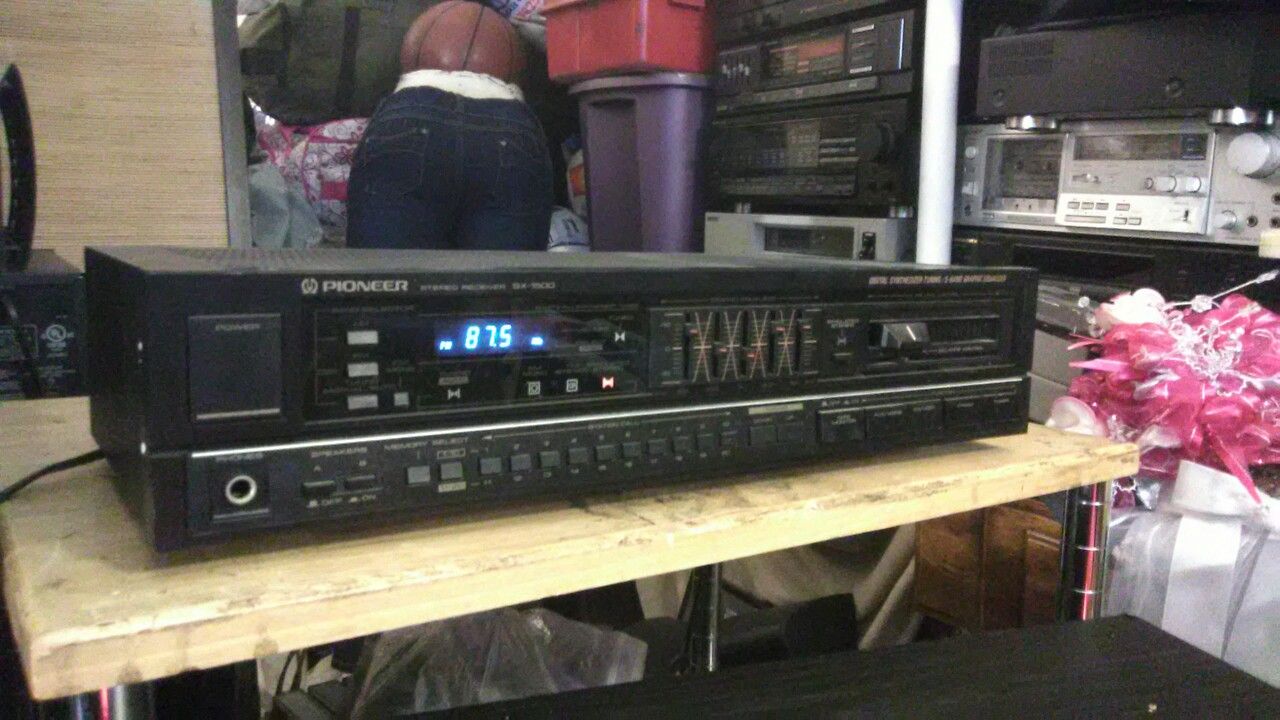 Pioneer stereo 90 watts receiver 1986 made japan
